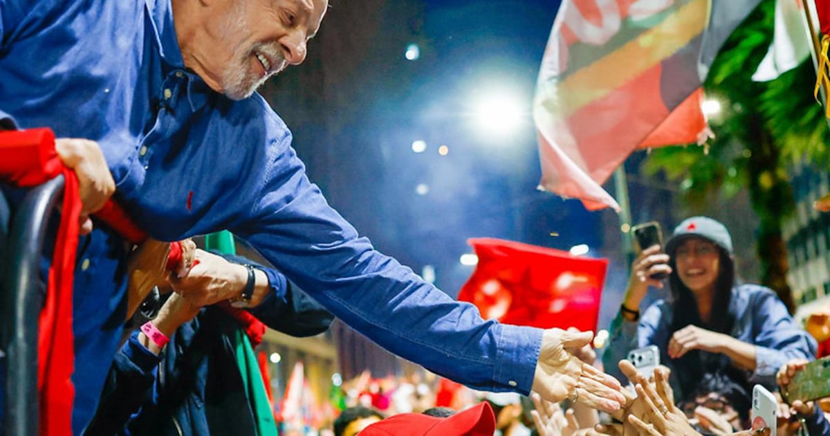 Lula vira em Minas, amplia liderança no Nordeste e ganha em 13 estados; Flávio tem mais votos em 14