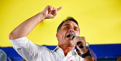 Flávio Bolsonaro disputa o segundo turno com apoio de partidos da direita. Foto: Wilton Junior/Estadão / Estadão