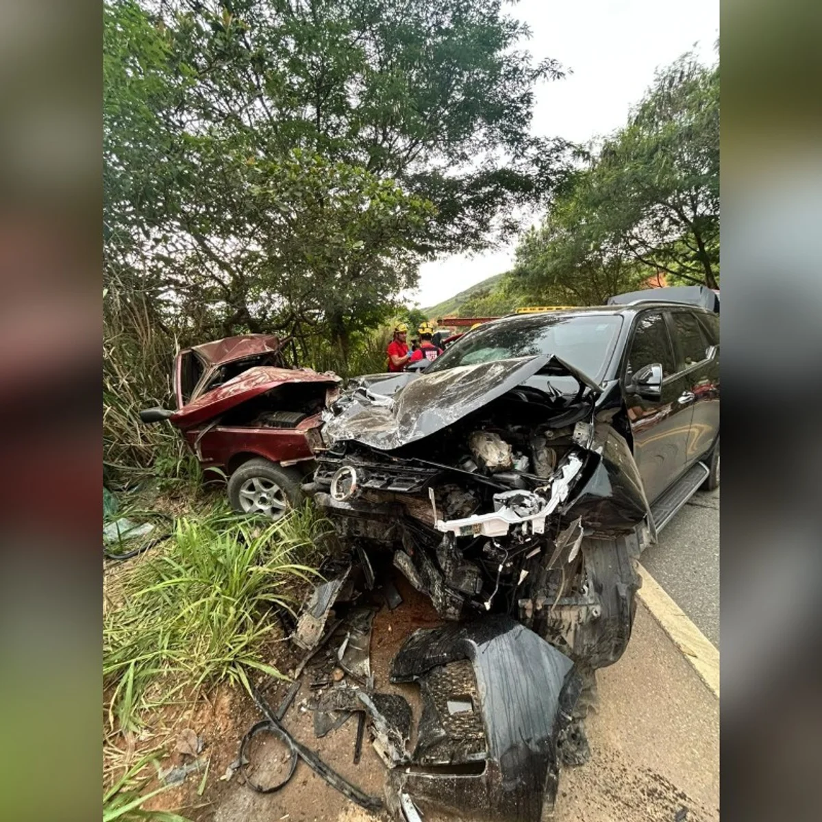 Motorista morre e criança de 2 anos é socorrida após acidente em MG