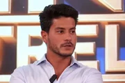 O ator Arthur Aguiar
