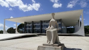 AGU muda de ideia e pede ao STF que derrube marco legal das bets
