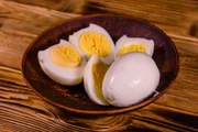 No Dia Mundial do Ovo, nutri responde se alimento pode aumentar o colesterol