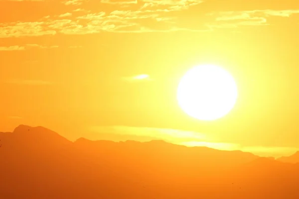 El Niño: temperaturas devem passar dos 40°C em Minas no feriado