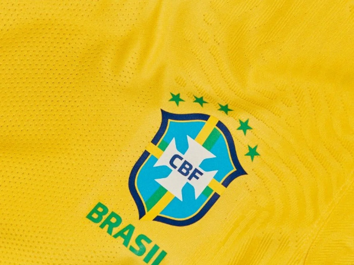 MG: mercado é proibido de trocar uniformes vermelhos por camisas da Seleção
