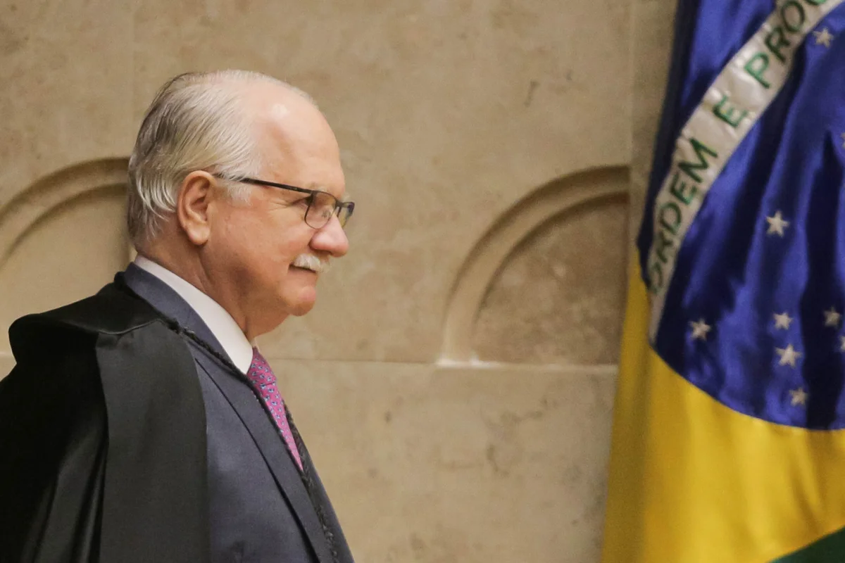 Fachin nega pedido de Fux para ter acesso ao inquérito das Fake News
