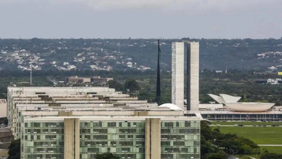 Dia do Servidor Público: governo adia ponto facultativo para sexta (30/10)