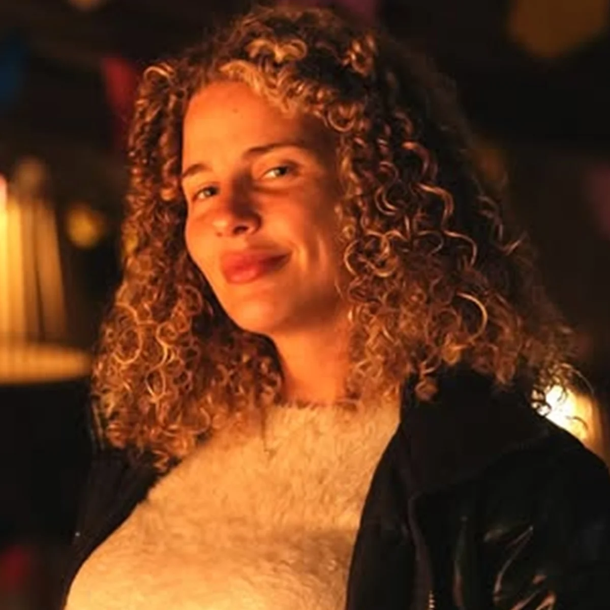 Ex-atriz mirim da Globo é hospitalizada após picada de aranha