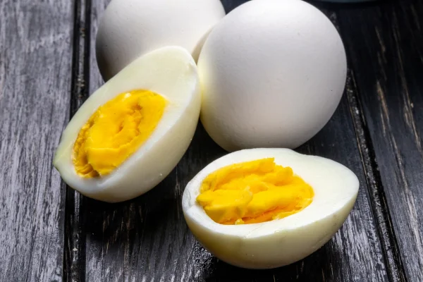 No Dia Mundial do Ovo, nutri responde se alimento pode aumentar o colesterol