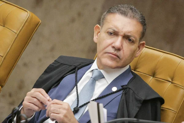 Em meio a crise, Nunes Marques marca reunião com campanhas de Lula e Flávio