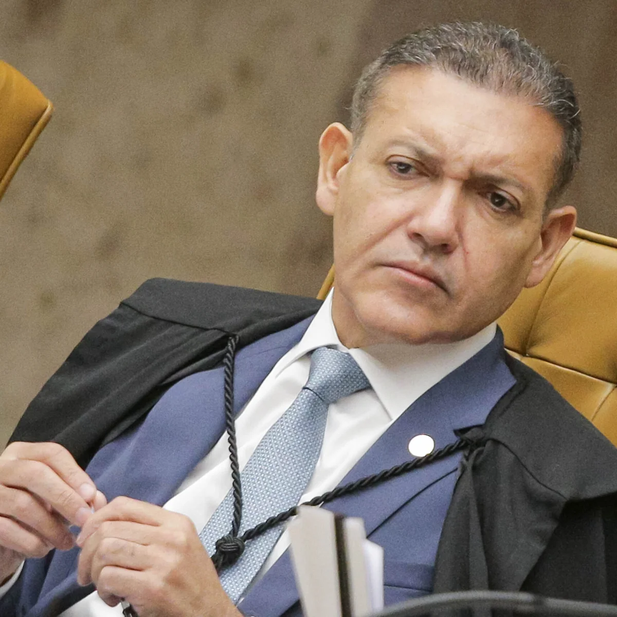 Em meio a crise, Nunes Marques marca reunião com campanhas de Lula e Flávio