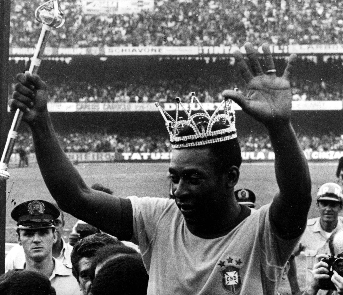 Bola de Ouro abre votação para escolher maior de todos os tempos sem Pelé e Maradona; saiba por quê
